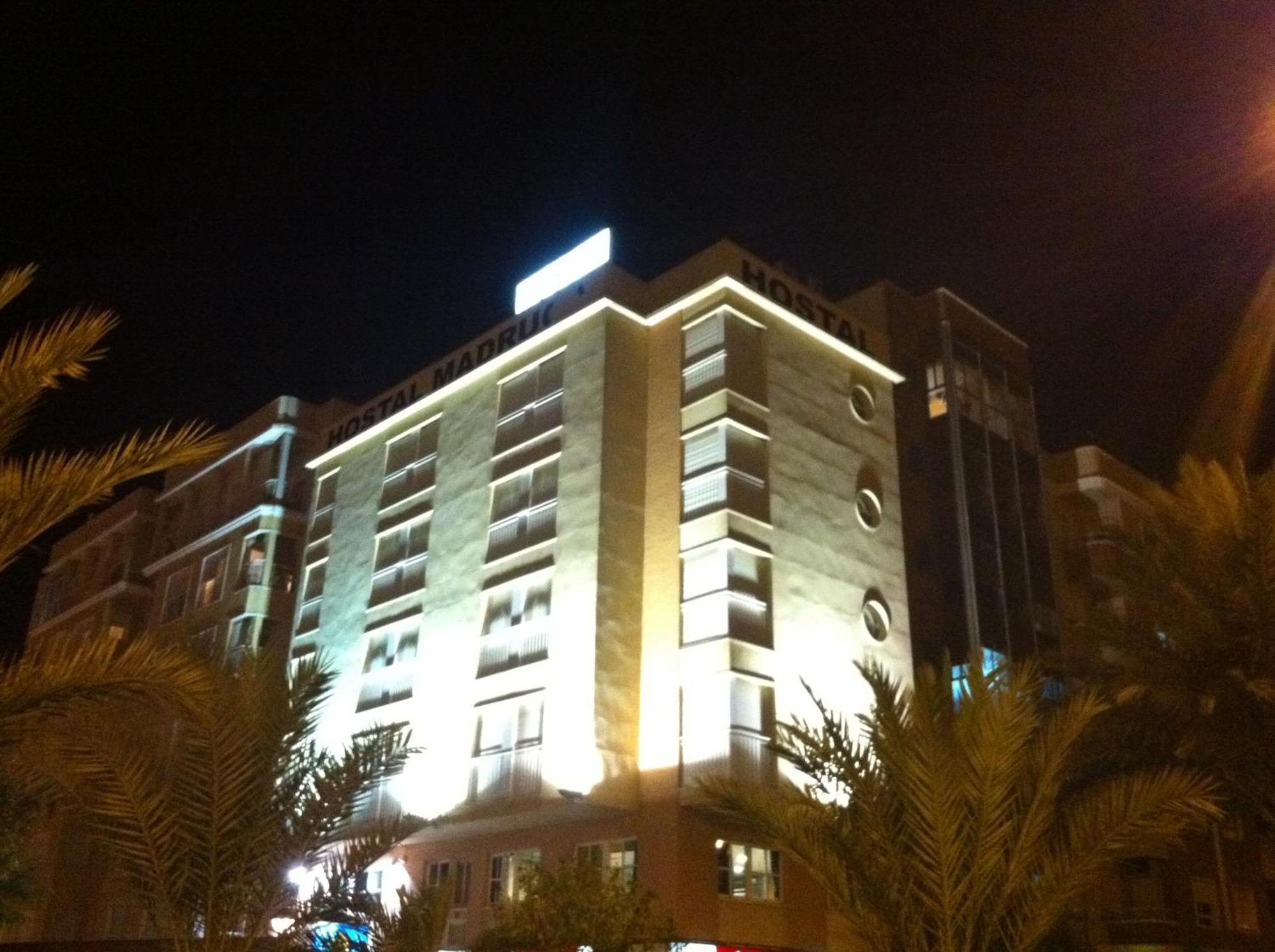 Hostal Madruga Elche Exterior photo